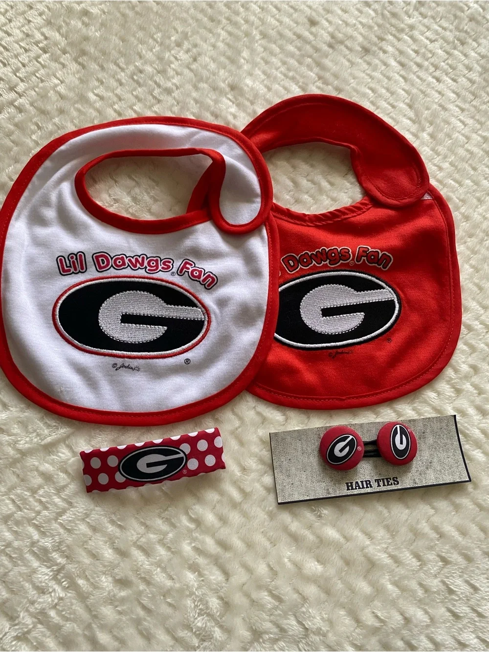 Georgia Bulldogs Baby Bibs & Hair Ties 4-Piece Set